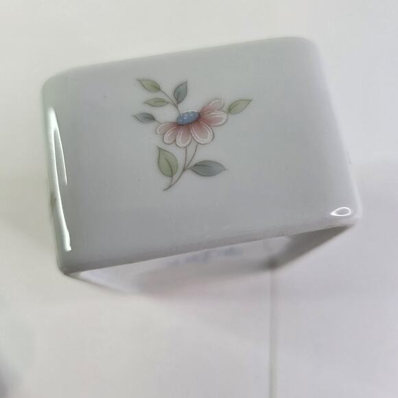 Princess House Exclusive Handcrafted Porcelain Vintage Trinket Box Japan Floral - Picture 8 of 12